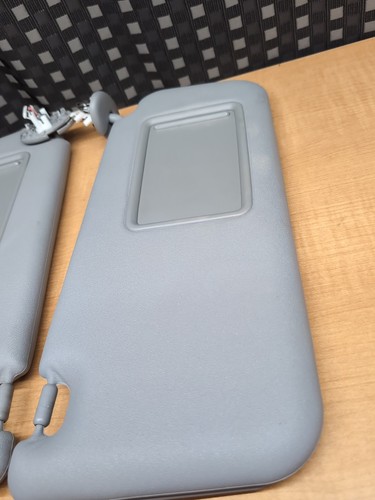 2006-2012 Toyota RAV4 Sun Visor Set Driver and Passenger Side OEM Gray - Picture 3 of 9