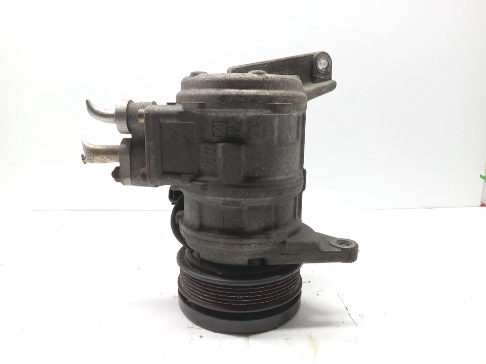 Nissan Pathfinder 2001-2004 compresor de aire acondicionado OEM, 682-58897 Foto 4 de 4