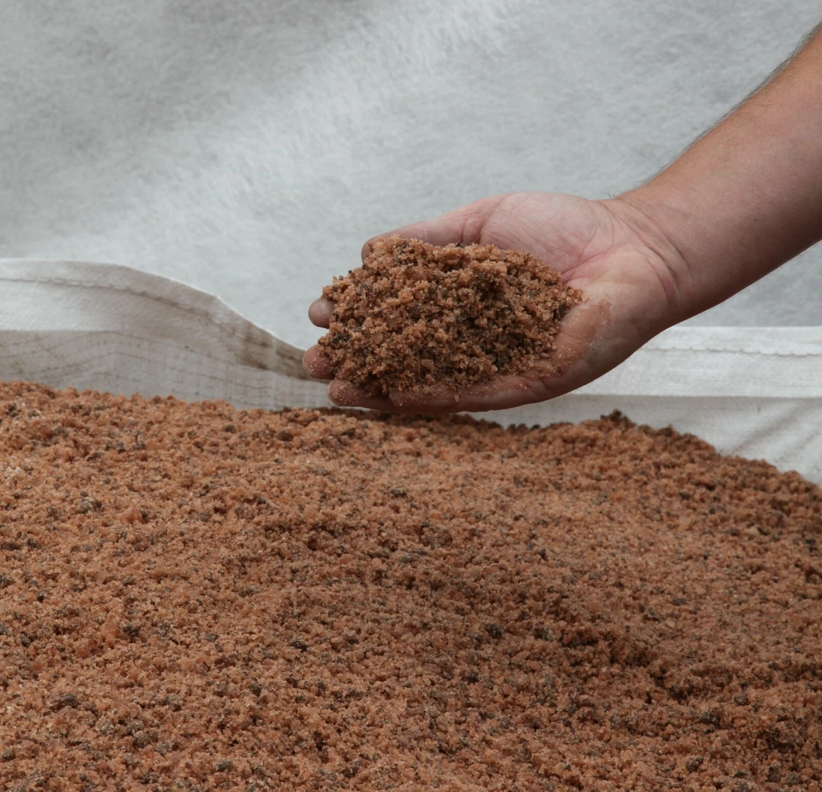 Aggregate 164+ brown rock salt bulk bag super hot xkldase.edu.vn