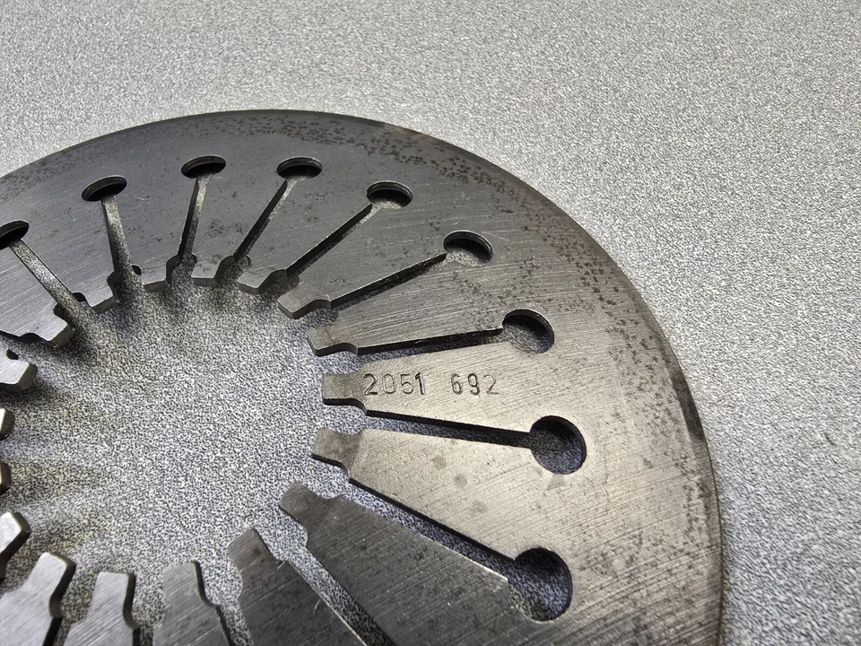 NICE USED ORIGINAL LUK PORSCHE 356A 356B T5 180 mm CLUTCH PRESSURE PLATE SPRING - Image 4 of 4