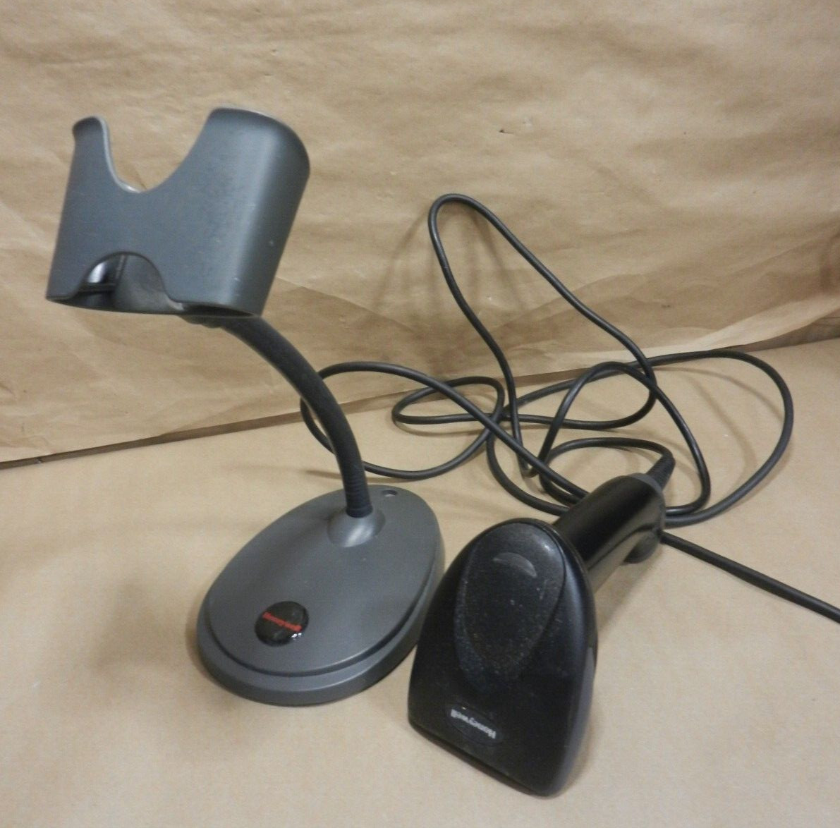 W/ Flex Stand