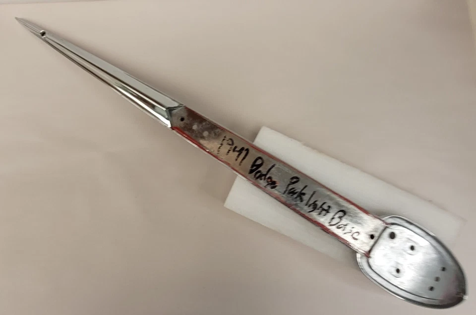 Dodge D19 1941 lado izquierdo del conductor cromo luz de estacionamiento carrocería base 910556 nuevo en stock Foto 4 de 4