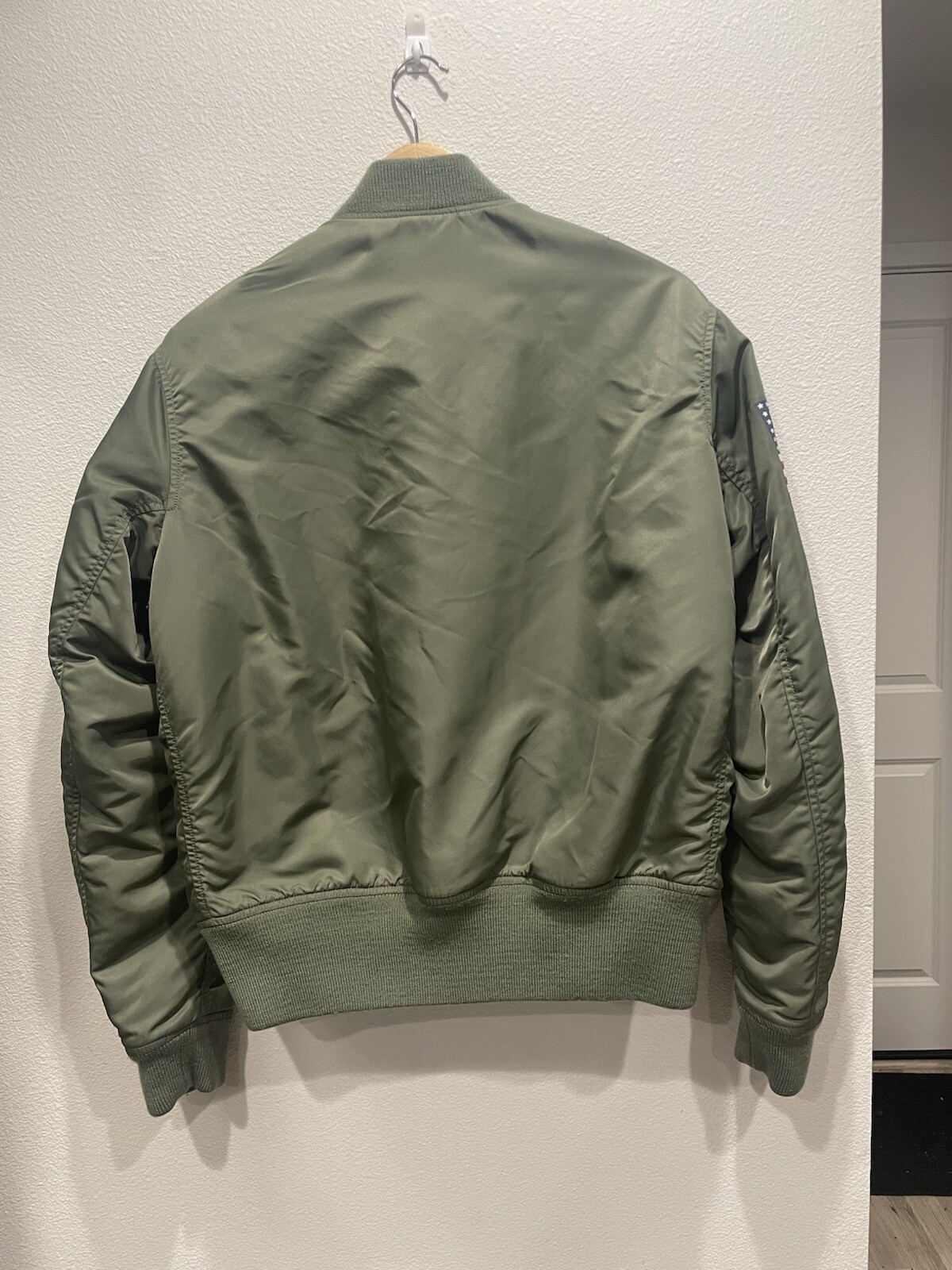 Picture 2 of 18