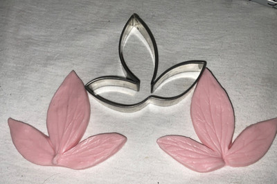 Sunflower Sugar Art Peony Leaf Set Cutters Leaf Veiner  3 Pc Set  Fondant Mold