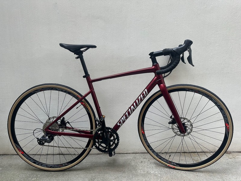 Specialized Allez Alu/Carbon Disc Road Bike 2025 6 Month WARRANTY!! (21"/54cm)