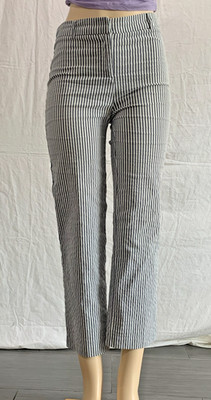Adrienne Vittadini Blue & White Striped Capri Pants Women s Size 6 Stretch