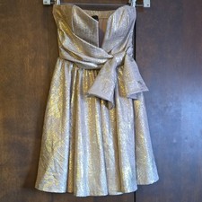 Windsor Gold Metallic Fit & Flare Bow Strapless Sweetheart Dress Size S