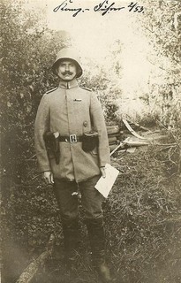 Port. Photo: BEST! German Leunant w/ M1916 Helmet Wound Badge & Holster; 1918!