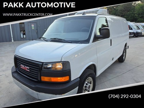 Summit White GMC Savana 6.6L V8 401hp 464ft. lbs.