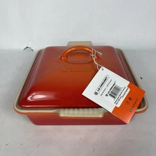 Le Creuset Shallow Square Bake Dish Volcanic 1.7 Qt Stoneware Inside Lid Chips