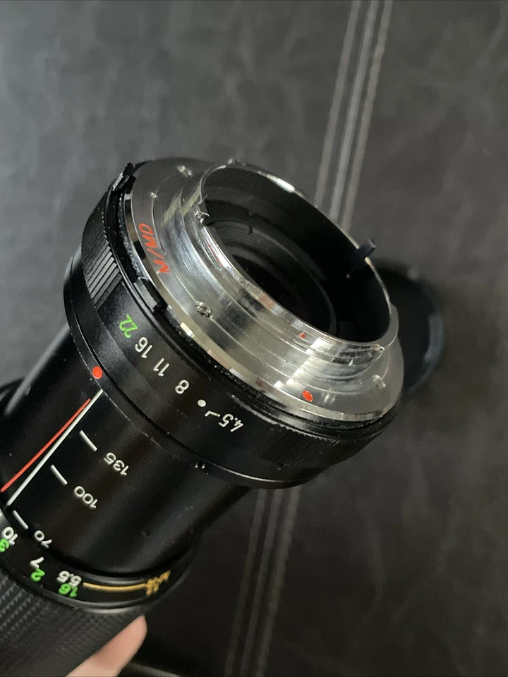 Vivitar 70-210mm F/4.5 MC Macro 52mm No. 77398051 - Image 3 of 4