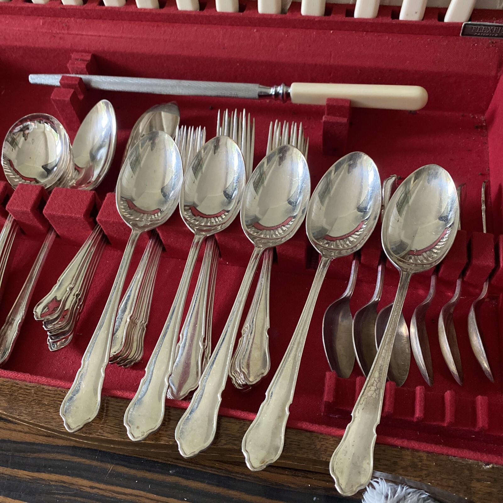 Vintage Ryals Silver Plated Cutlery Oak Canteen 59 piece 6 person few
