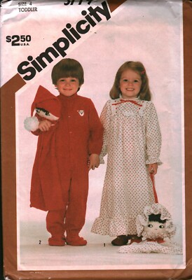 5779 VINTAGE Simplicity Sewing Pattern Girls Boys Pajamas Nightgown PJ Bag UNCUT