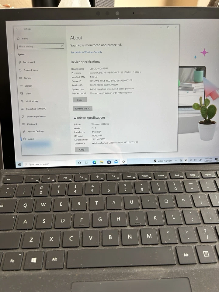 Microsoft - Surface Pro - Pantalla táctil de 12,3" - Intel Core M - Memoria de 4 GB - 128 GB Foto 2 de 4