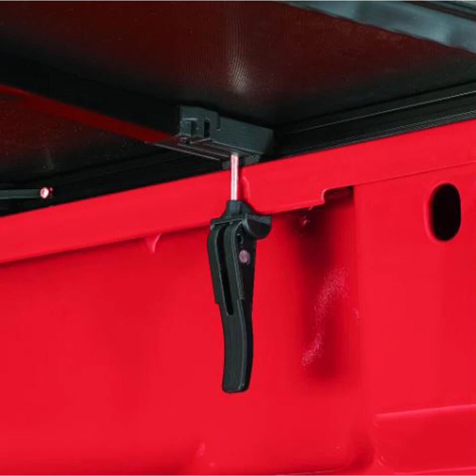 Cubierta LUND Tonneau Genesis Elite triple plegable con plataforma de 5,5' Chevrolet Silverado/... Foto 3 de 3