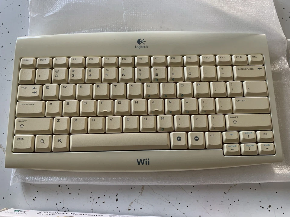 Logitech Nintendo Wii беспроводная беспроводная клавиатура с ключом - проверено и работает - Изображение 2 из 4
