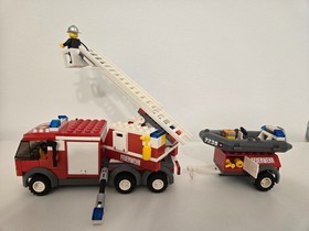 LEGO CITY: Fire Truck (60002), Fire Truck (7239) and Motor Cycle ( 60000)
