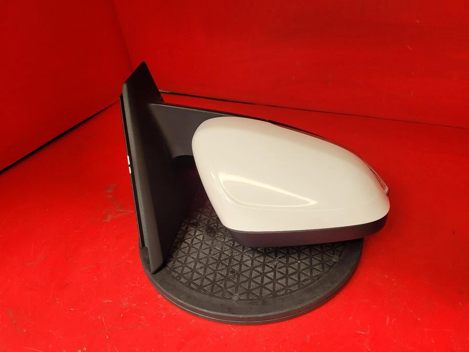 ESPEJO RETROVISOR PUERTA VOLVO V40 LADO CONDUCTOR OFFSIDE ALA DERECHA 2015 5 PUERTAS HATCHBACK Foto 3 de 4