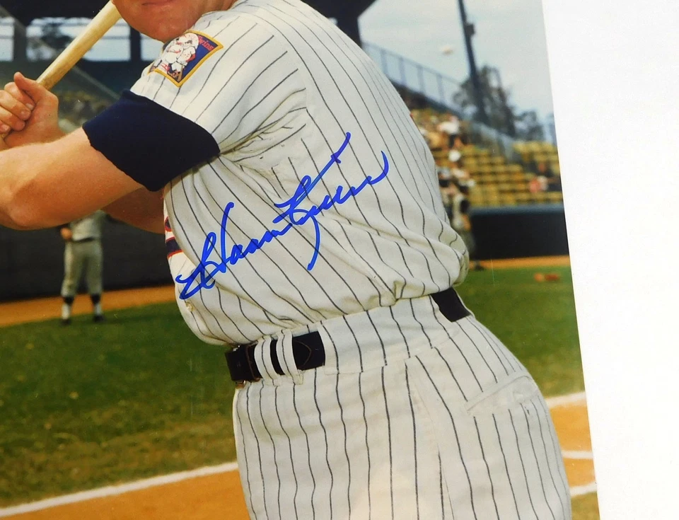 Harmon Killebrew Signed 8 x 10 Color Photo Twins JSA Auto - Image 2 of 3
