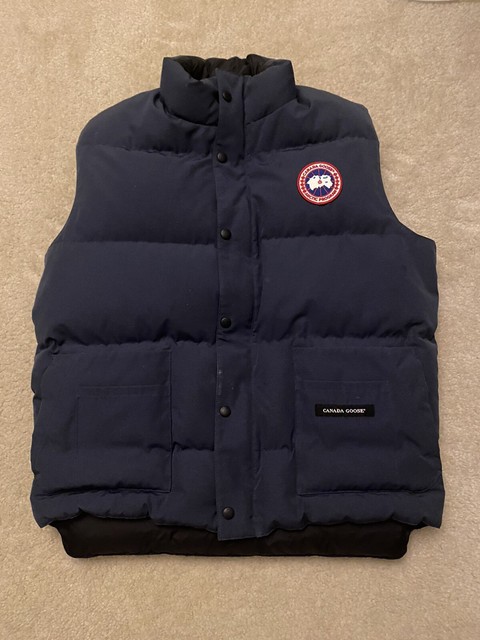 blue brush camo canada goose gilet