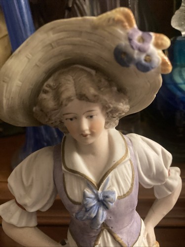 Antique Porcelain Bisque Statue Farmers Wife & Sickle Grain Sun Hat Germany - Picture 5 of 11