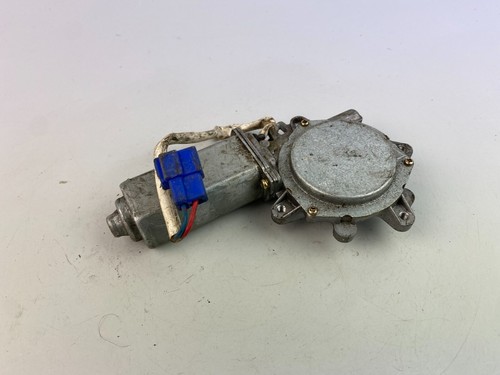 1998 - 2002 Subaru Forester Rear Left Power Window Control Motor - Picture 4 of 6