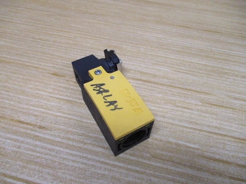 Eaton LSE-02 Position Switch LSE02 W/O Lever Arm