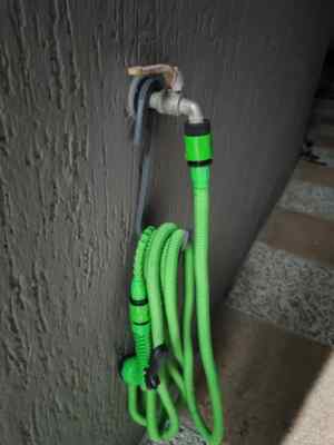 Gartenschlauchhalterung - Wand Garten Haken Halter für Schlauchaufbewahrung, gepflegt & langlebig