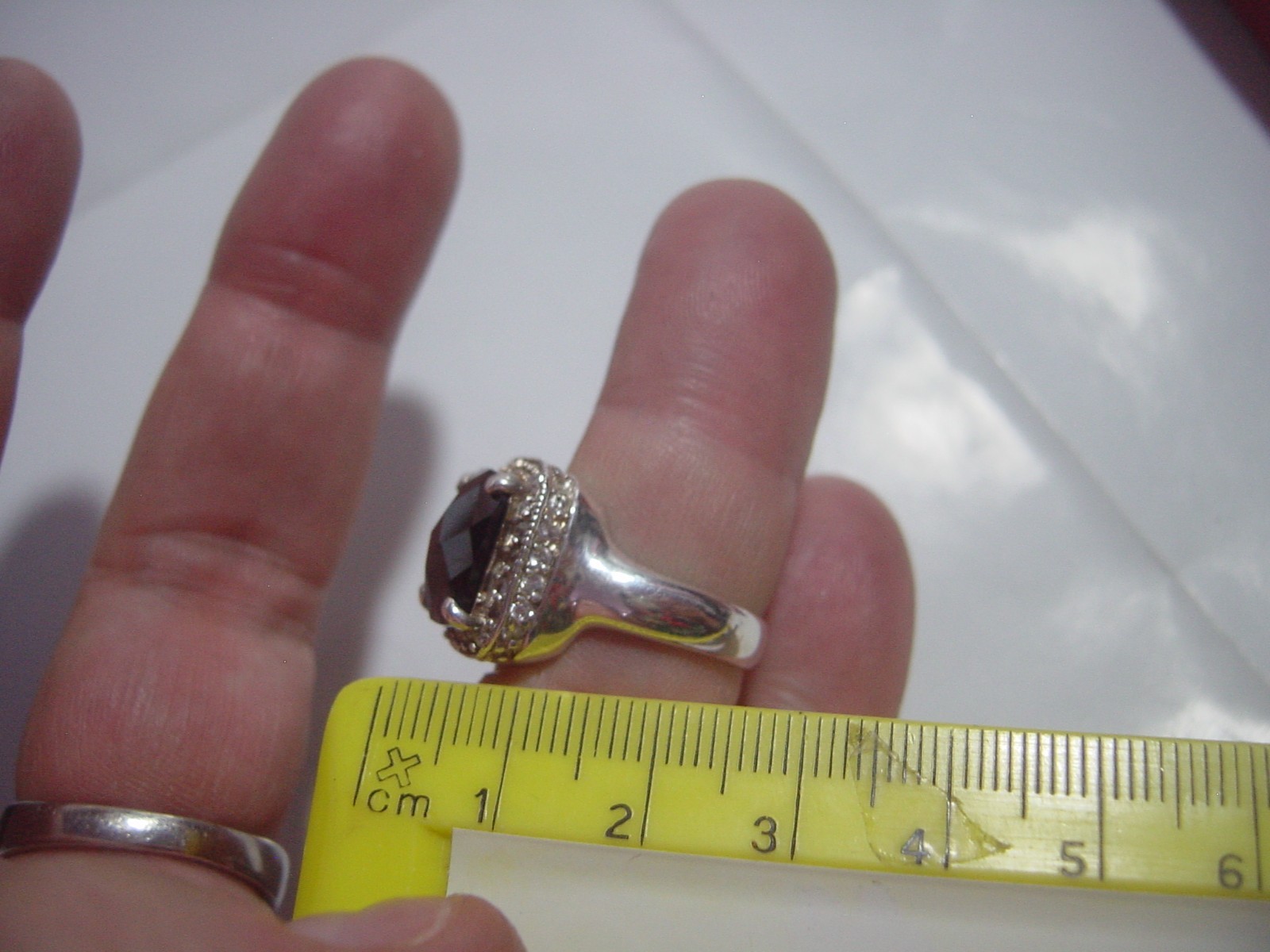 VINTAGE SOLID THICK SILVER RING-SPARKLING BLACK &… - image 9