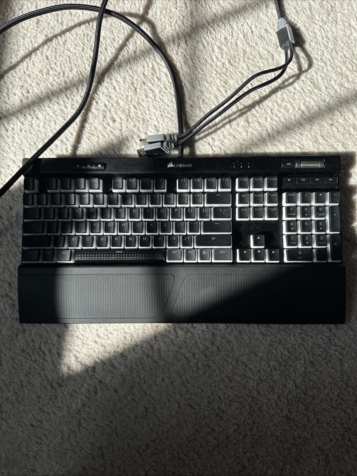 Corsair K70 RGB MK.2 Mechanical LP Gaming Keyboard Black USB Wired Tested