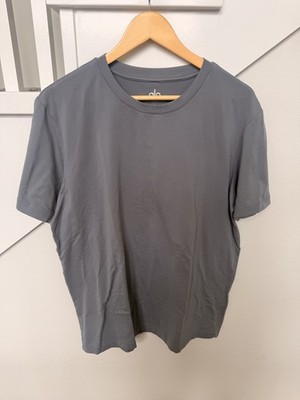 Alo Yoga Mens Gray Crew Neck Short Sleeve Performance Tee Size L