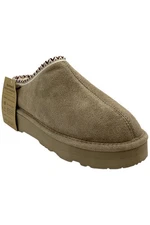 BEARPAW Women's Martis Suede Mule w/Rain & Stain Repellent Beige
