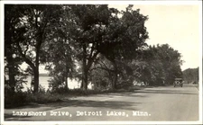 Lakeshore Drive ~ Detroit Lakes Minnesota MN ~ 1920s car ~ RPPC real photo