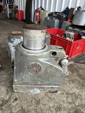 Tangye Hydralite 100 Ton Hydraulic Jack
