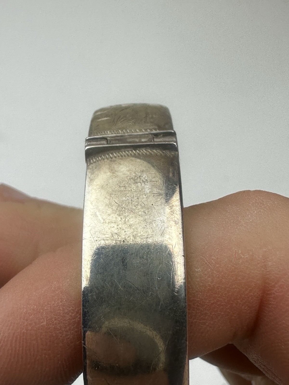 Sterling .925 Silver Hallmarked Solid Engraved De… - image 3