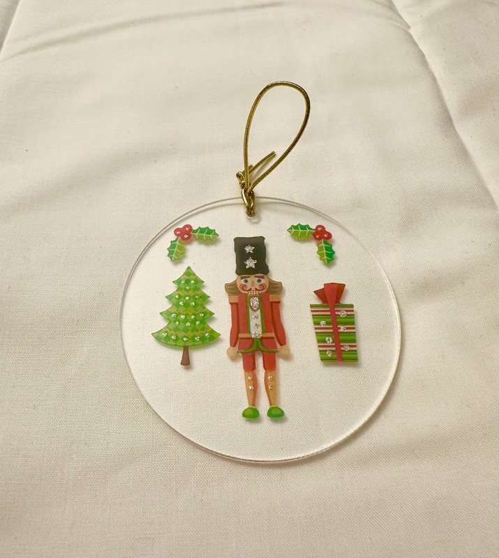 Soldier Nutcracker Tree Present Ornament New
