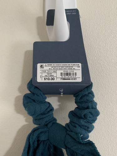 Universal Thread Tail Twisters - Blue - Picture 5 of 5