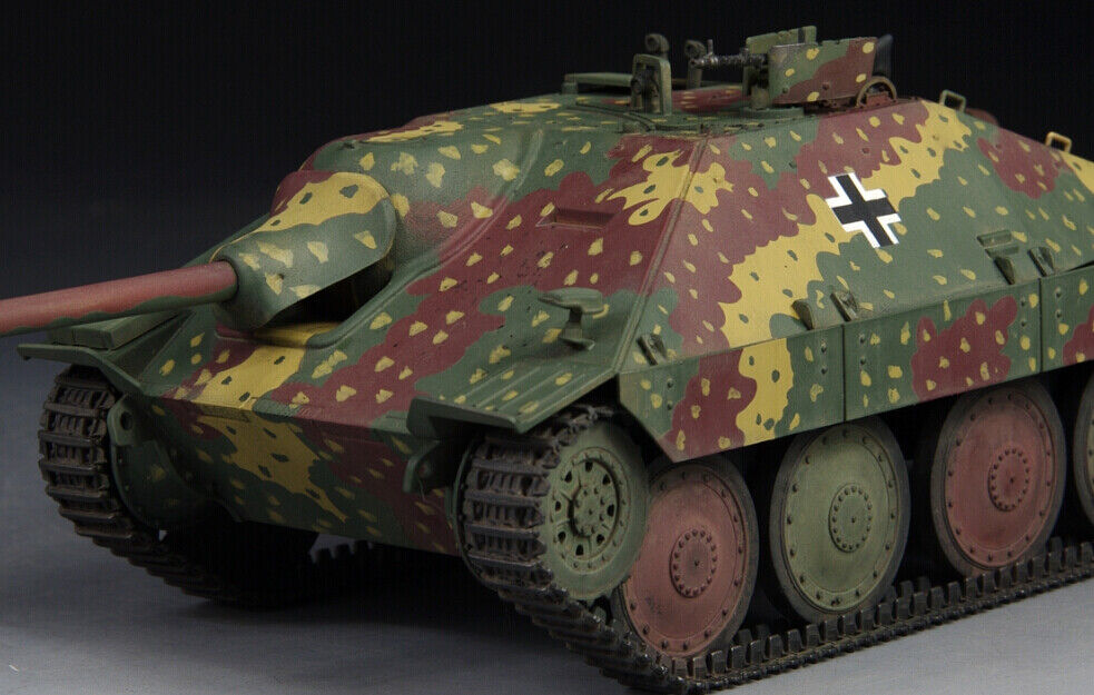 AwardWinner Built Academy 1/35 Jagdpanzer 38(t) Hetzer Tank Destroyer  Late+PE