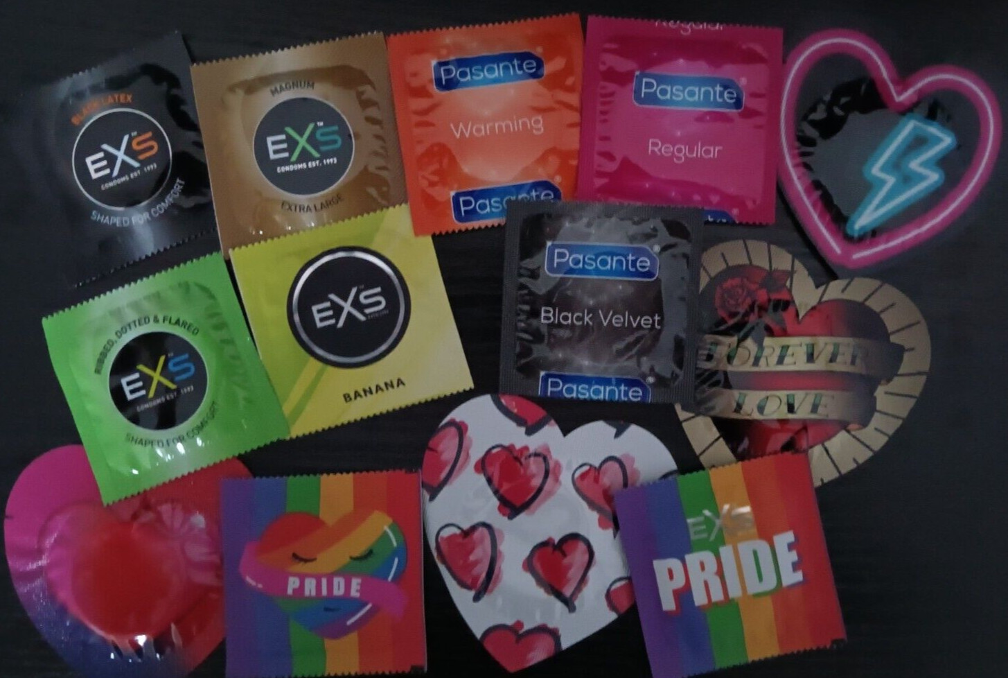 Pasante Kondome HEARTS u.v.a.13 Stück Mix