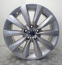VOLKSWAGEN TIGUAN 17