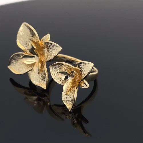 ANILLO CAZA JOYAS TALLA 19 (APROX.60) DORADO AMARILLO - Vídeo 1 de 1