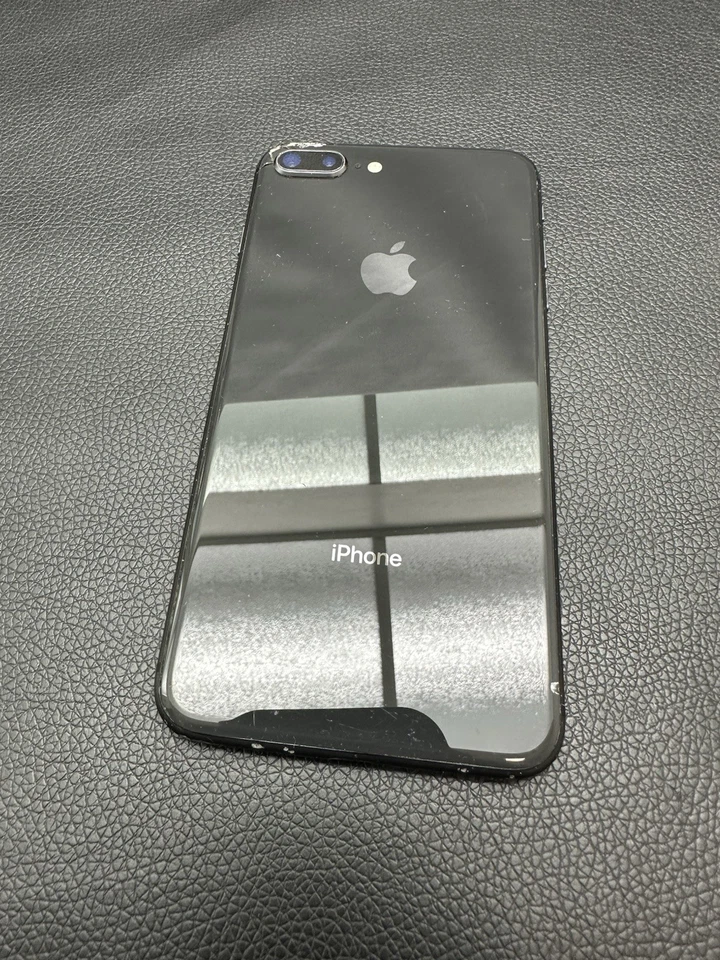 Apple iPhone 8 Plus 256GB - Space Gray - FOR PARTS - Image 2 of 4
