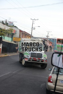 LKW Foto International Koffer LKW Costa Rica weiß McNeilus #e6bu
