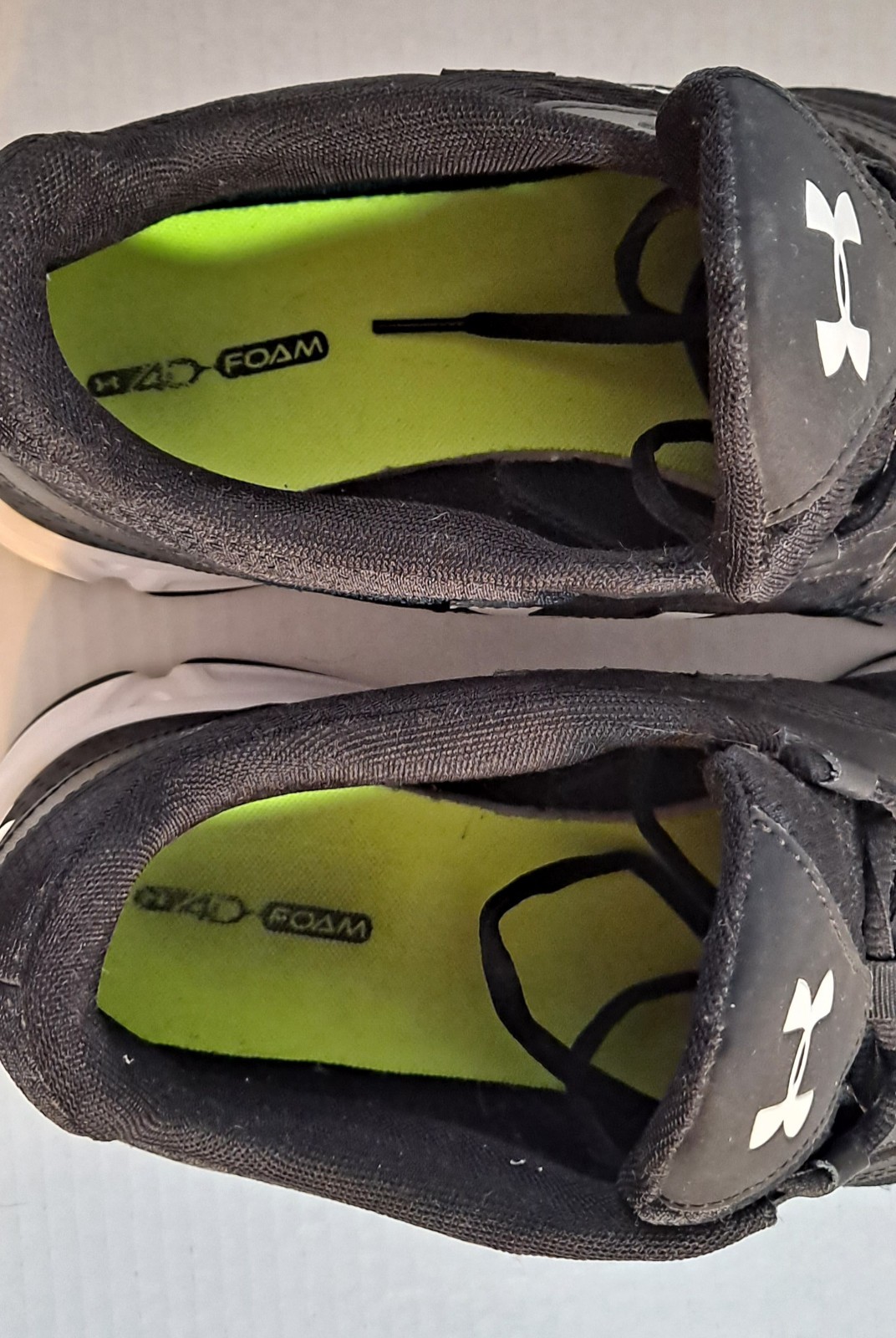 Under Armour Black White Athletic Running Shoes Foam Insole Low Top Sneaker thumbnail 4