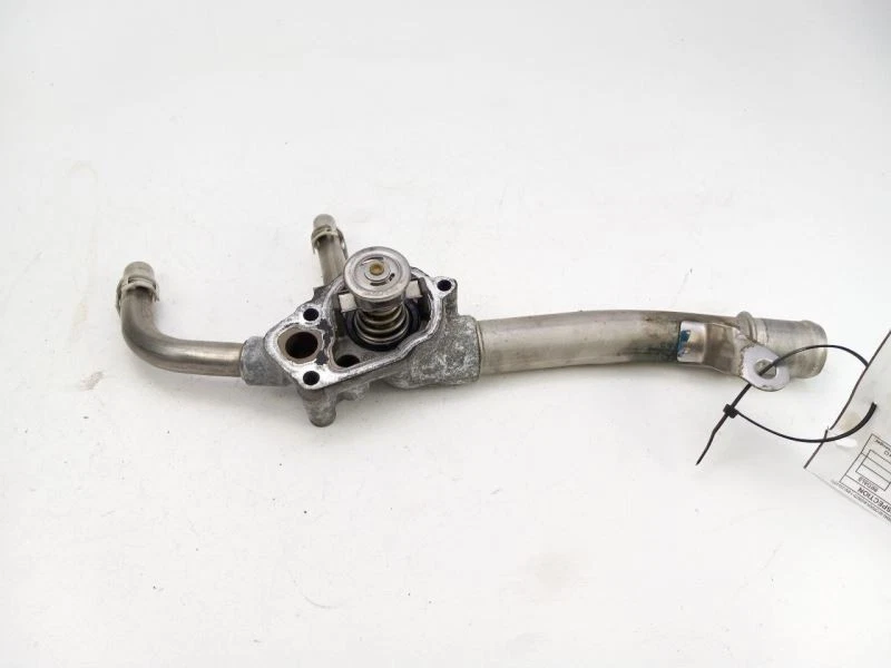 Chevrolet Traverse 2009 carcasa termostato Foto 4 de 4