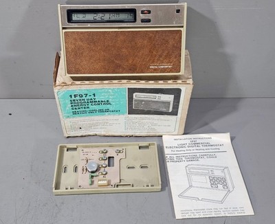 Vintage White-Rodgers 7 Day Programmable HVAC Heating/Cooling Thermostat 1F97-1