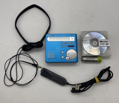 Sony Minidisc MZ-R70  Blue Walkman Recorder w/ Accessories & Blank Disc