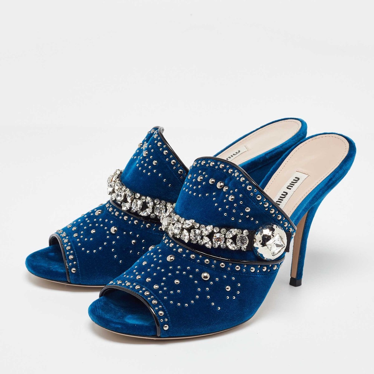 miumiu ブルーベルベット ミュール スタッズ クリスタル 装飾 美品 春夏 miumiu ブルーベルベット ミュール スタッズ クリスタル 装飾 美