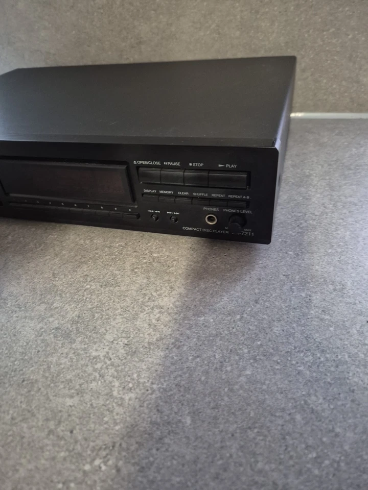 Onkyo DX-7211 Compact Disc Player R1 100% Ok. Zustand: Gut - Bild 3 von 3