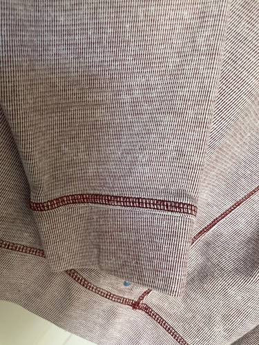SUÉTER DE MANGA LARGA TOMMY BAHAMA PARA HOMBRE ROJO Y BLANCO - TALLA MEDIANA 0550 - Imagen 7 de 11